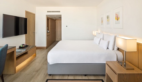 Sea View Premium One Bedroom-Free Breakfast & Exclusive Peacock Lounge Access-Free Shuttle to Malls