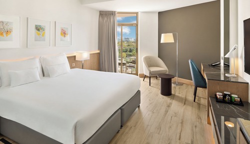 Resort Room with Balcony, Beach Access & Free Shuttle to Shopping Malls