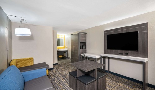 Suite, 1 cama de matrimonio grande, no fumadores (One-Bedroom)