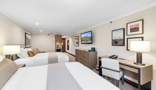 Habitación, varias camas (Premier Double Queen - Accessible Wal)