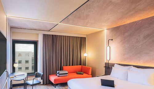 Habitación triple superior, 1 cama de matrimonio con sofá cama