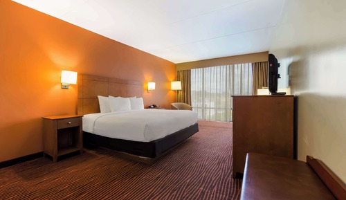 Suite, 1 cama de matrimonio grande, no fumadores, frigorífico y microondas (with Sofabed)