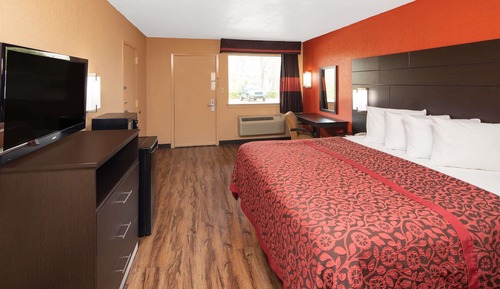Habitación, 1 cama de matrimonio grande, frigorífico y microondas