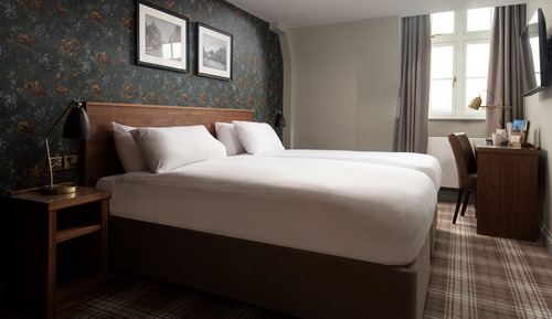 Habitación estándar con 1 cama doble o 2 individuales