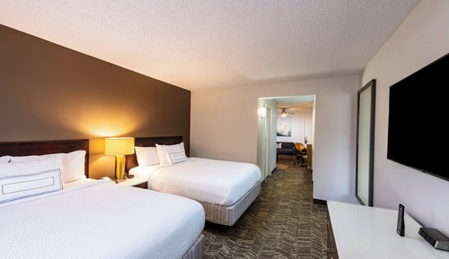 Suite, varias camas (Mobility/Hearing Accessible, Tub)