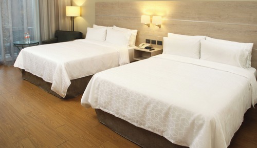 Habitación estándar, 2 camas de matrimonio, planta baja