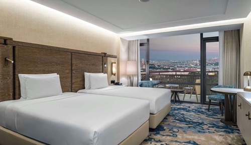 Two Double Beds Deluxe Room - Bosphorus View