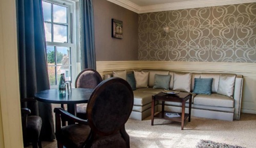 Suite (Cliff)