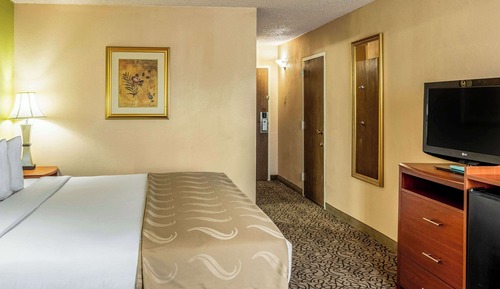 Habitación, 1 cama de matrimonio grande con sofá cama, no fumadores (Upgrade)