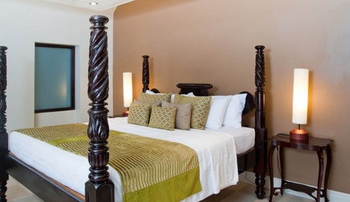 Habitación superior, vistas al jardín