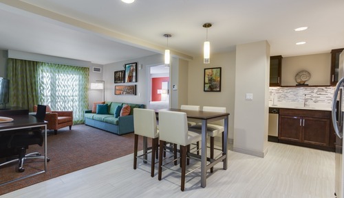 Suite estudio, 1 cama de matrimonio grande, no fumadores (Hearing Accessible)