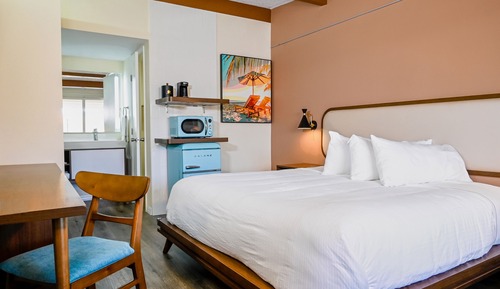 Estudio, 1 cama de matrimonio grande