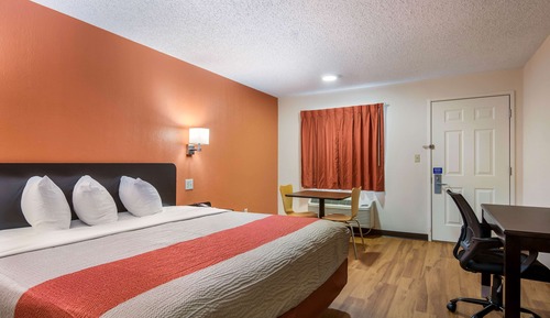 Habitación estándar, 1 cama de matrimonio grande, fumadores, frigorífico y microondas