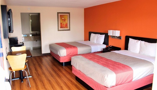 Habitación estándar, 2 camas dobles, no fumadores, frigorífico y microondas
