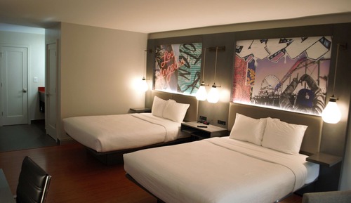 Habitación estándar, 2 camas dobles, no fumadores, frigorífico