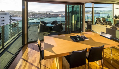 Ático, 2 habitaciones, vistas al puerto