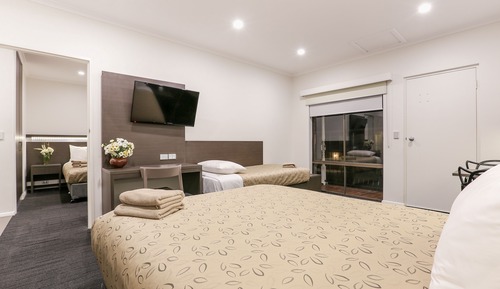 Habitación Deluxe (Queen & Single)