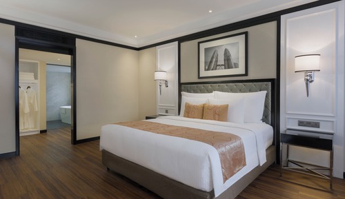The Level, Suite