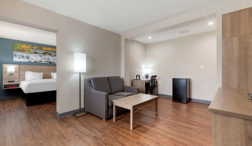 Suite, 1 cama de matrimonio grande, no fumadores (Efficiency)
