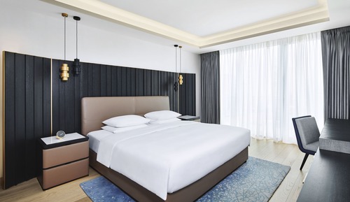 Suite (Acropolis)