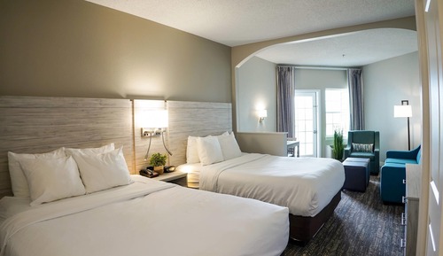Premium Double Queen Suite - Bayfront