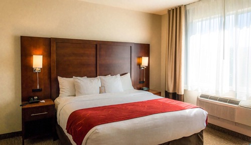 Suite estudio, 1 cama de matrimonio grande con sofá cama, no fumadores, planta baja