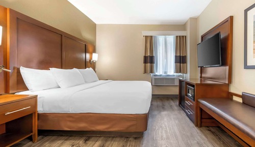 Suite, 1 cama de matrimonio grande con sofá cama, no fumadores