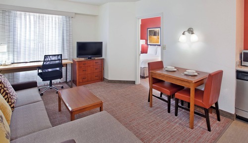 Suite, 1 habitación (Mobility Accessible, Roll-in Shower)