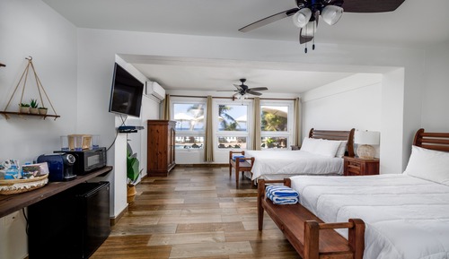 Habitación, 2 camas de matrimonio, vistas al mar