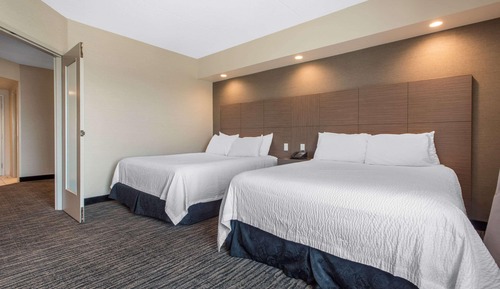 Suite, no fumadores (2 Queen Beds and 2 Person Sofa bed)