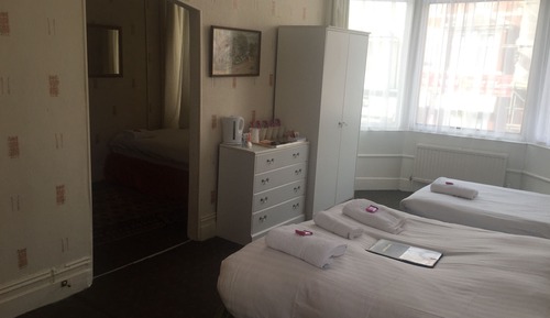 Suite Deluxe, baño privado (Family Suite)