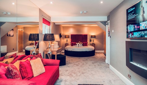 Suite (The Love Suite)