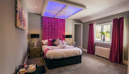 Suite (The Iris)