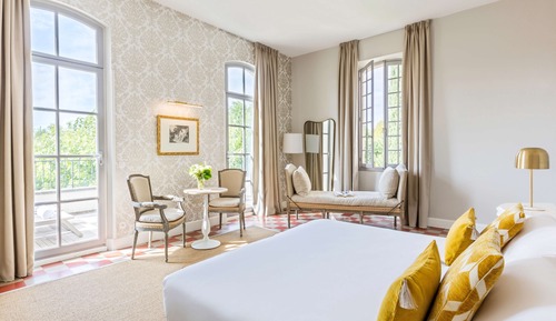 Suite ejecutiva, 1 cama de matrimonio grande, terraza, vistas al jardín