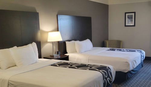 Suite familiar, varias camas, no fumadores