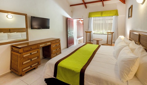 Bungalow Garden, 1 King Bed, Non-Smoking
