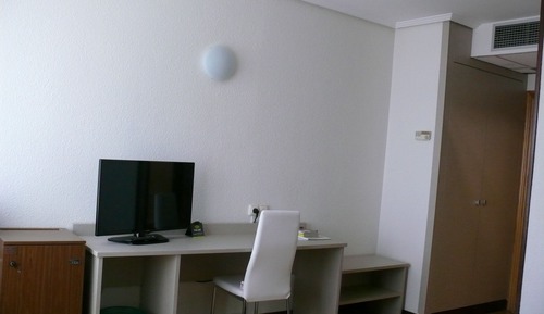 Habitación con 2 camas individuales
