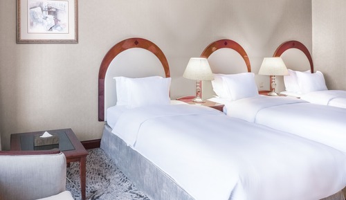 Habitación triple Deluxe (Hilton Plus)