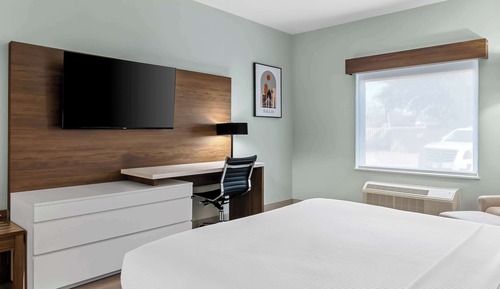 Habitación estándar, 1 cama de matrimonio grande, no fumadores (Walk-in Shower)