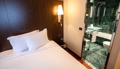 Habitación básica doble (Interior)