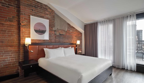 Suite junior, balcón