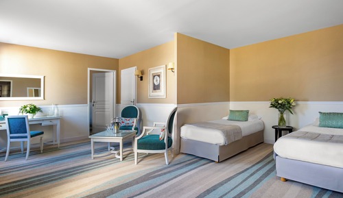 Habitación familiar, vistas al jardín