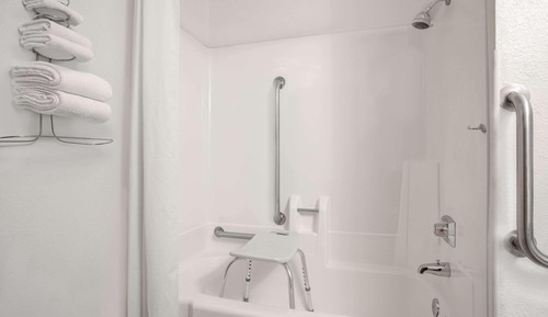 Habitación, 1 cama de matrimonio, accesible para personas con discapacidad (Mobility Accessible)