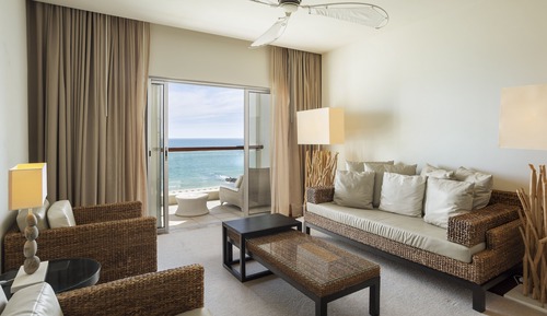 Suite junior, 2 camas individuales (Full Sea View, High Floor)