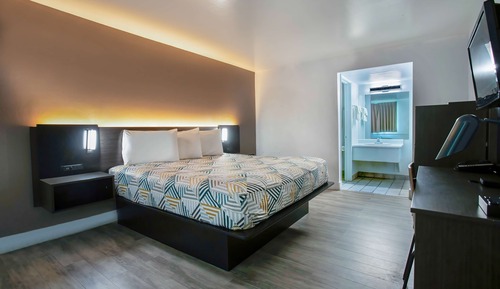 Habitación estándar, 1 cama de matrimonio grande, no fumadores, frigorífico y microondas