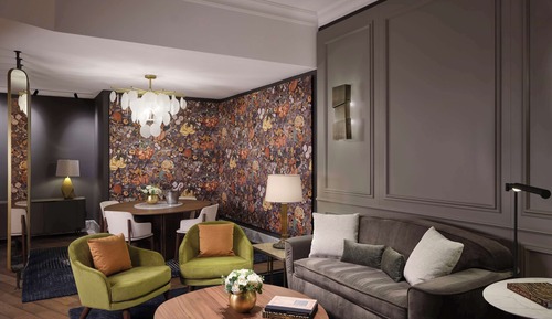Suite (Anantara Piazza View)