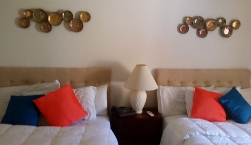 Habitación, 1 cama de matrimonio grande, vistas parciales al mar