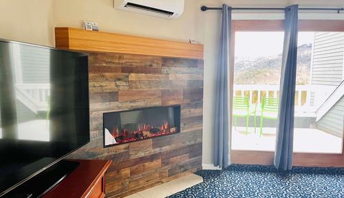 Ático Deluxe, 1 habitación, chimenea, vistas a la montaña (Partial A/C)