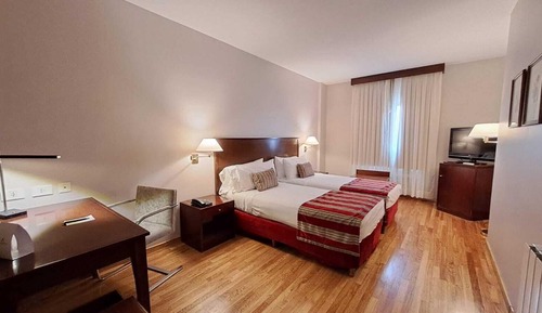 Habitación superior con 2 camas individuales
