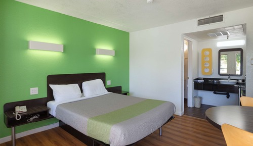 Habitación estándar, 1 cama de matrimonio, accesible para personas con discapacidad, no fumadores